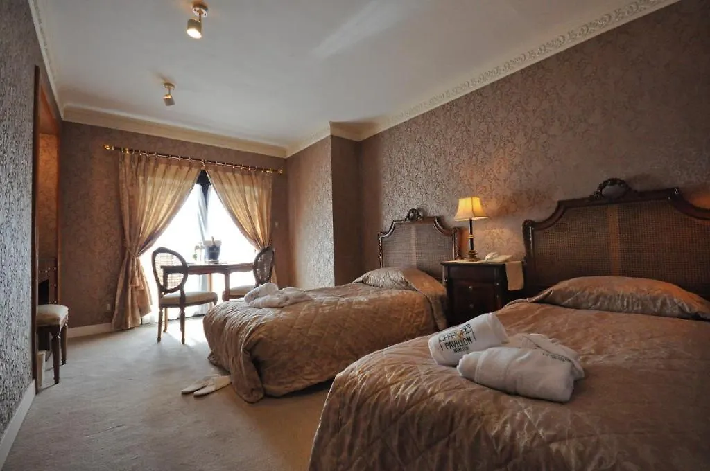 האקונה Auberge Au Mirador יפן
