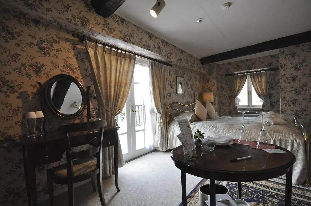 *** מלון האקונה Auberge Au Mirador יפן